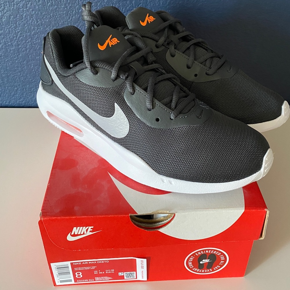 NIB Nike Air Max Oketo Men’s 8